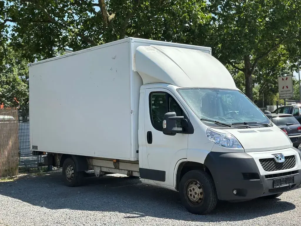 Gebraucht Peugeot Boxer 131 PS (96 kW) 2014 Weiß Van