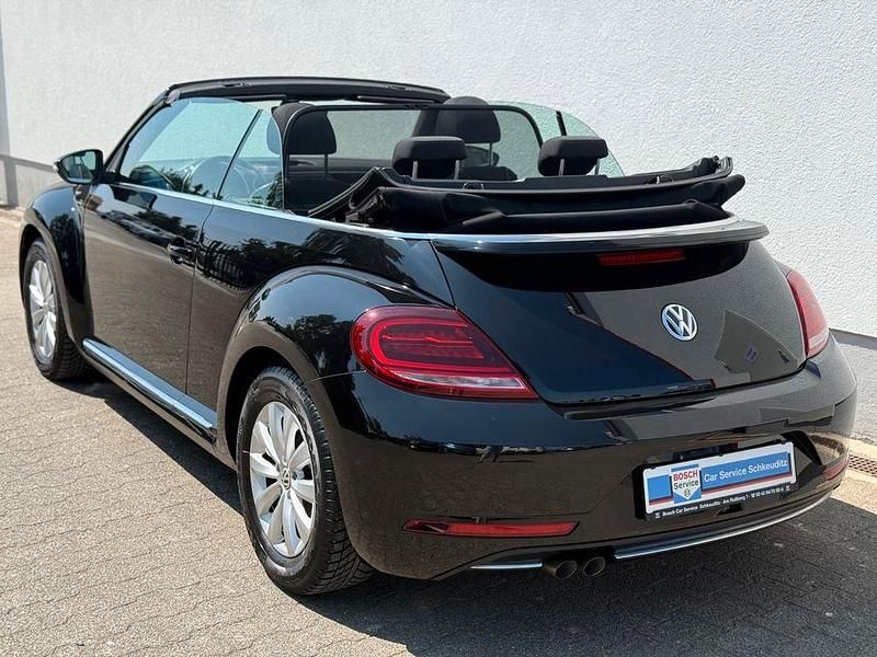 Gebraucht VW Beetle Cabriolet Design 150 PS (110 kW) 2017 Schwarz Cabrio