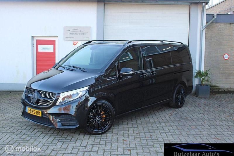 Gebraucht Mercedes V200 Avantgarde 136 PS (100 kW) 2014 Schwarz Van / Kleinbus