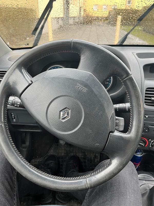 Gebraucht Renault Clio II Campus 54 PS (39 kW) 2007 Blau Kleinwagen