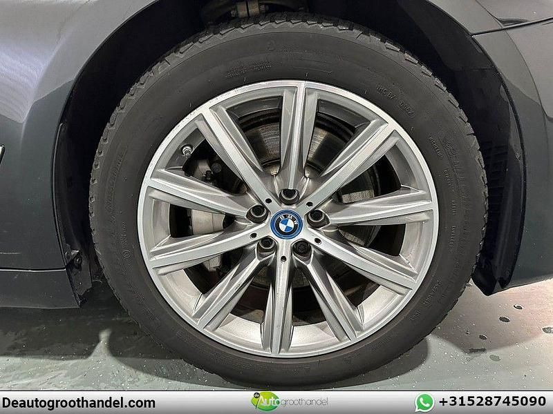 Gebraucht BMW 530e Sport Line 184 PS (135 kW) 2023 Schwarz Kombi