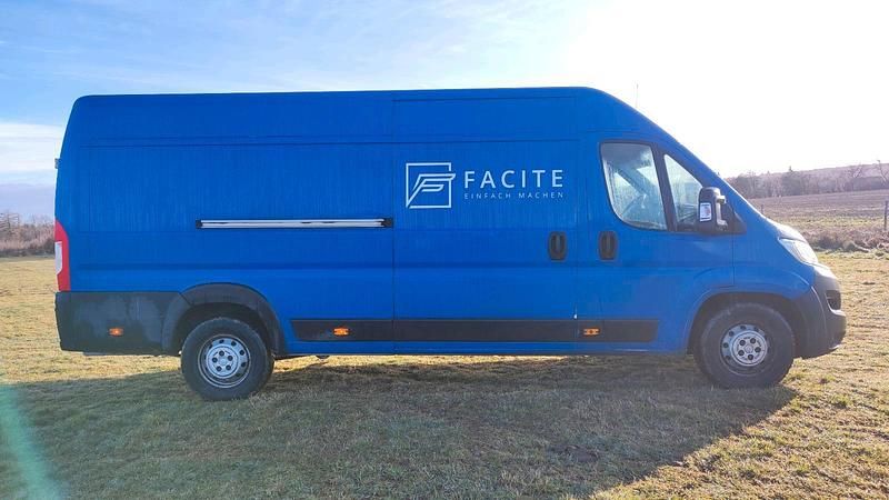 Gebraucht Fiat Ducato 150 PS (110 kW) 2018 Blau Van