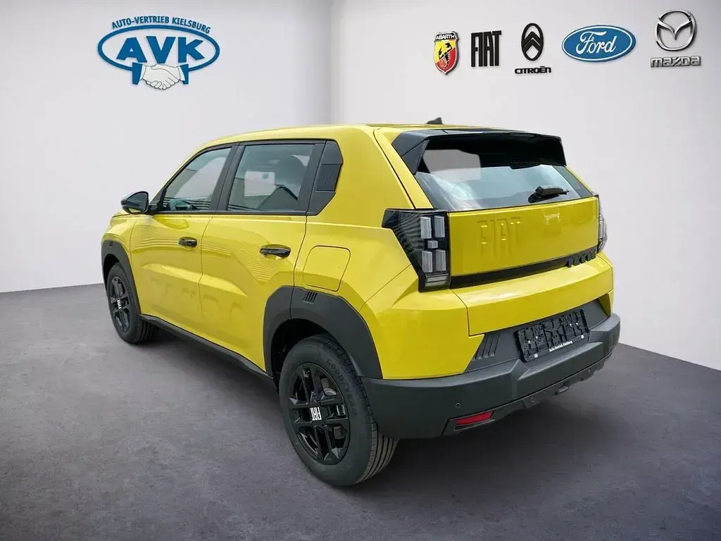 Neu Fiat Grande Panda Icon 83 kW (113 PS) 2026 Gelb Kleinwagen