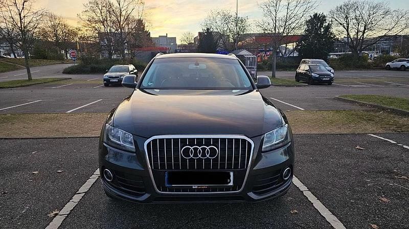Second-hand Audi Q5 150 CP (110 kW) 2014 Gri SUV