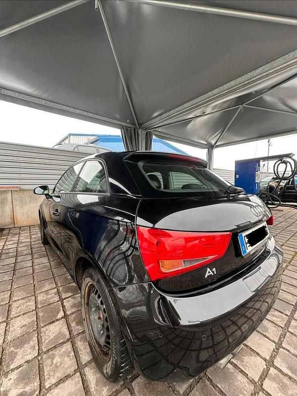Gebraucht Audi A1 122 PS (89 kW) 2014 Schwarz Limousine