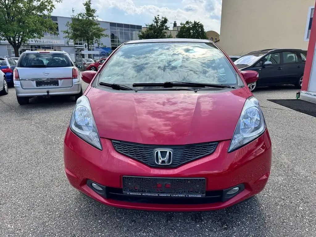 Gebraucht Honda Jazz Elegance 99 PS (72 kW) 2009 Rot Kleinwagen