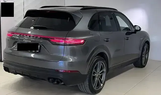 Gebraucht Porsche Cayenne 462 PS (339 kW) 2021 Quarzitgrau SUV
