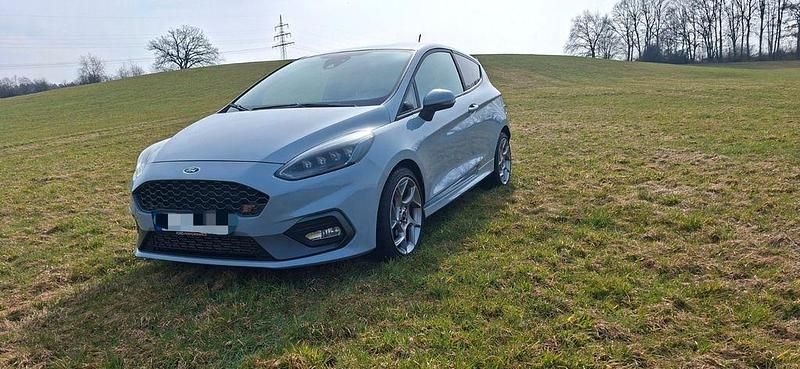 Gebraucht Ford Fiesta Performance Edition 200 PS (147 kW) 2019 Grau Kleinwagen