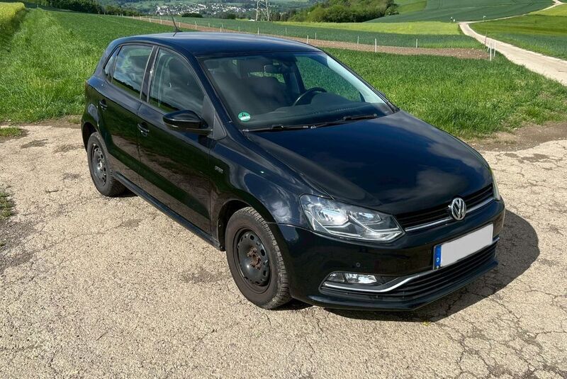 Schwarz Gebraucht 2015 VW Polo LOUNGE Limousine | 7.000 € (Guter Preis) - Bild 1/4