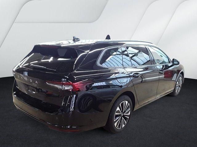 Gebraucht Skoda Superb Selection 204 PS (150 kW) 2025 Onyxschwarz metallic Kombi