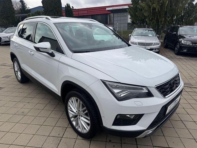 Weiß Gebraucht 2017 Seat Ateca 4Drive SUV | 17.999 € (Fairer Preis) - Bild 1/4