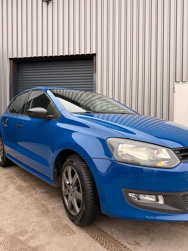 Gebraucht VW Polo 70 PS (51 kW) 2010 Blau Kleinwagen