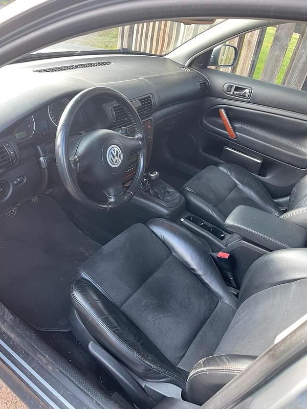 Gebraucht VW Passat Highline 193 PS (141 kW) 2002 Silber Kombi