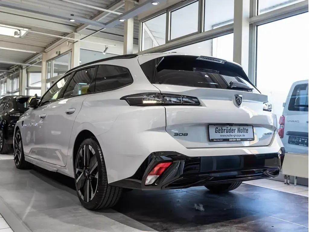 Gebraucht Peugeot 308 SW GT 145 PS (106 kW) 2026 Weiss / Kombi