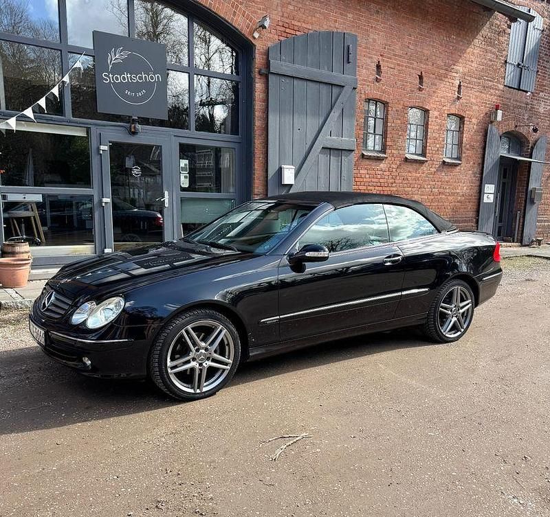 Gebraucht Mercedes CLK320 Elegance 218 PS (160 kW) 2005 Schwarz Cabrio