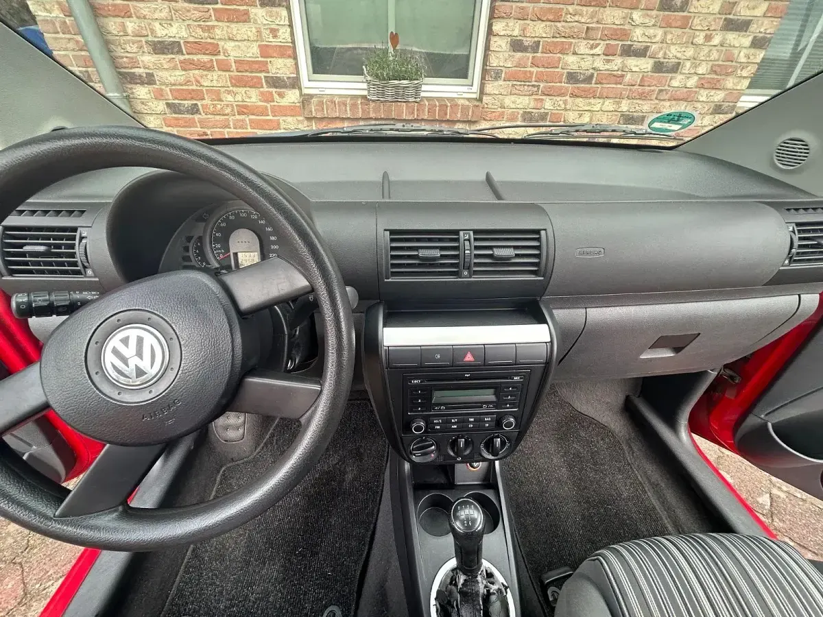 Gebraucht VW Fox 54 PS (39 kW) 2006 Rot Kleinwagen