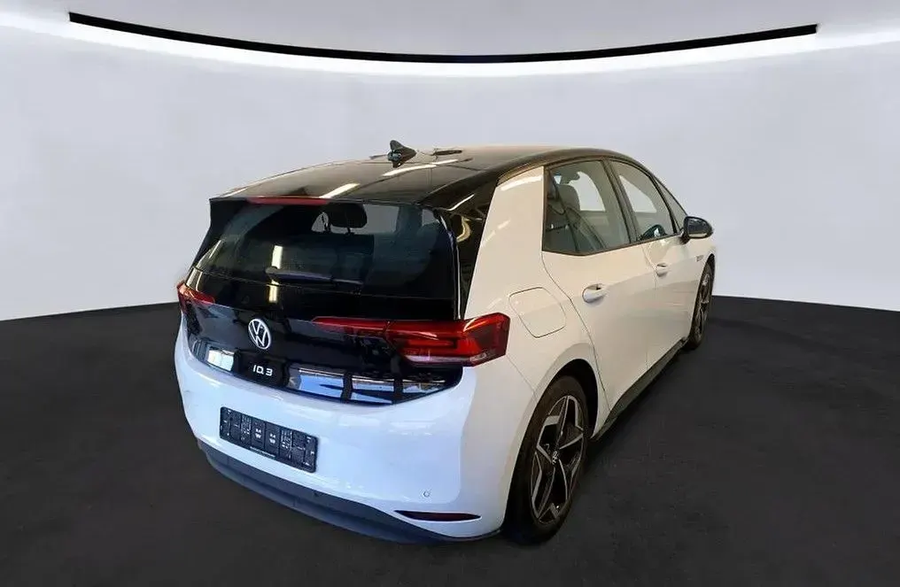 Gebraucht VW ID.3 Pro 150 kW (204 PS) 2023 Gletscherweiß metallic Kleinwagen