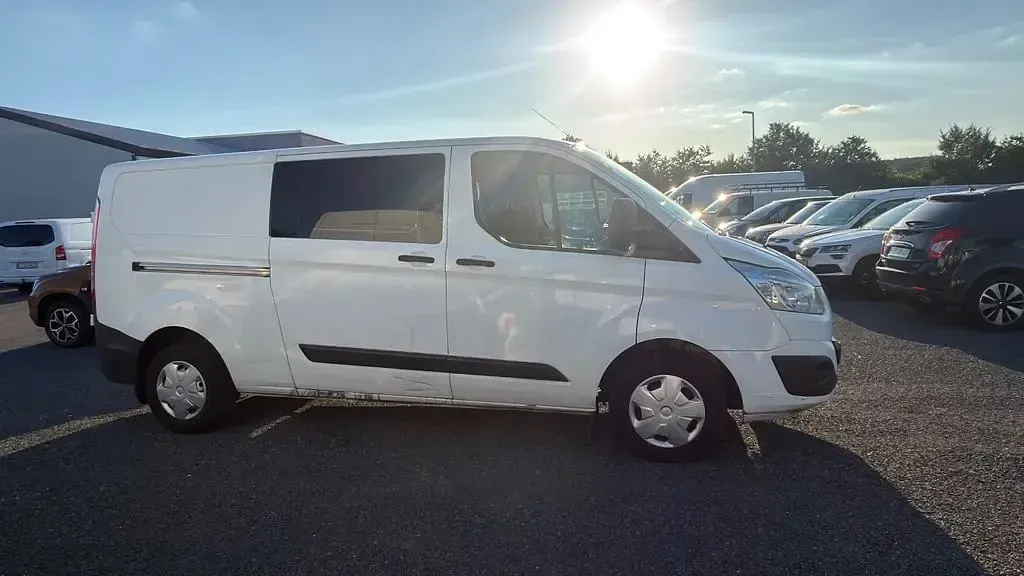 Gebraucht Ford Transit Custom Trend 131 PS (96 kW) 2017 Weiß Van / Kleinbus
