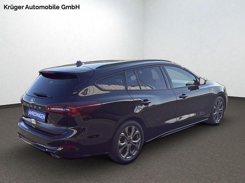 Gebraucht Ford Focus ST-Line X 155 PS (114 kW) 2024 Schwarz Limousine