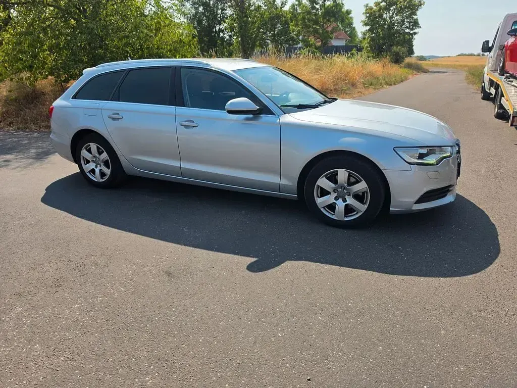 Gebraucht Audi A6 204 PS (150 kW) 2013 Silber Kombi