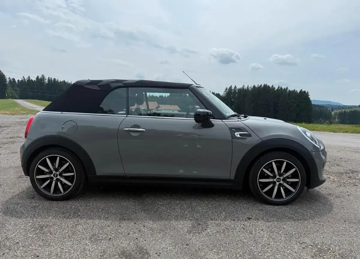 Gebraucht Mini Cooper Cabriolet 136 PS (100 kW) 2020 Grau Cabrio