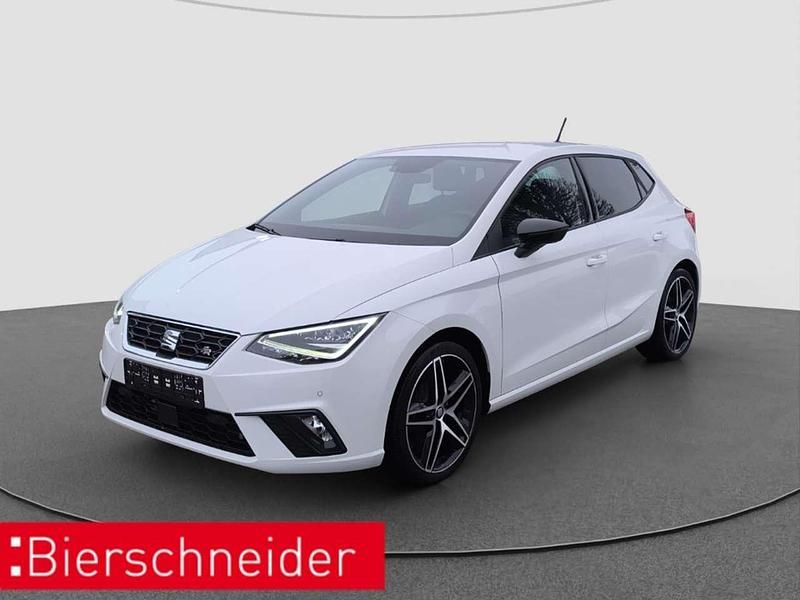 Weiss Gebraucht 2021 Seat Ibiza FR Limousine | 16.490 € (Fairer Preis) - Bild 1/4