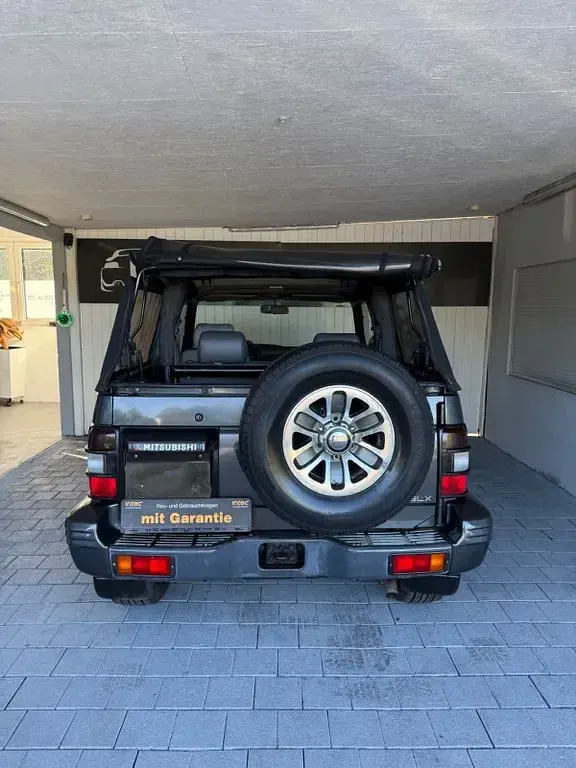 Gebraucht Mitsubishi Pajero 150 PS (110 kW) 1992 Schwarz SUV