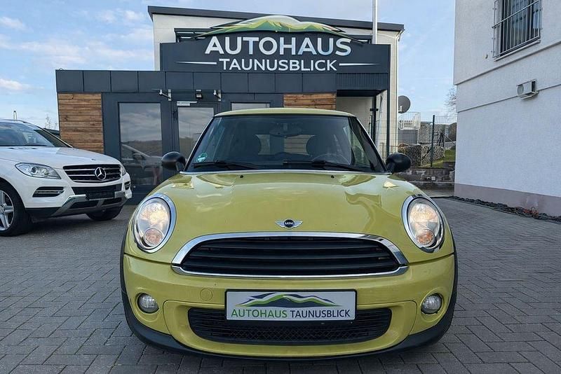Gebraucht Mini ONE 98 PS (72 kW) 2010 Gelb Kleinwagen