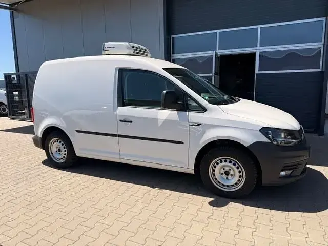 Gebraucht VW Caddy 102 PS (75 kW) 2020 Weiß Van / Kleinbus
