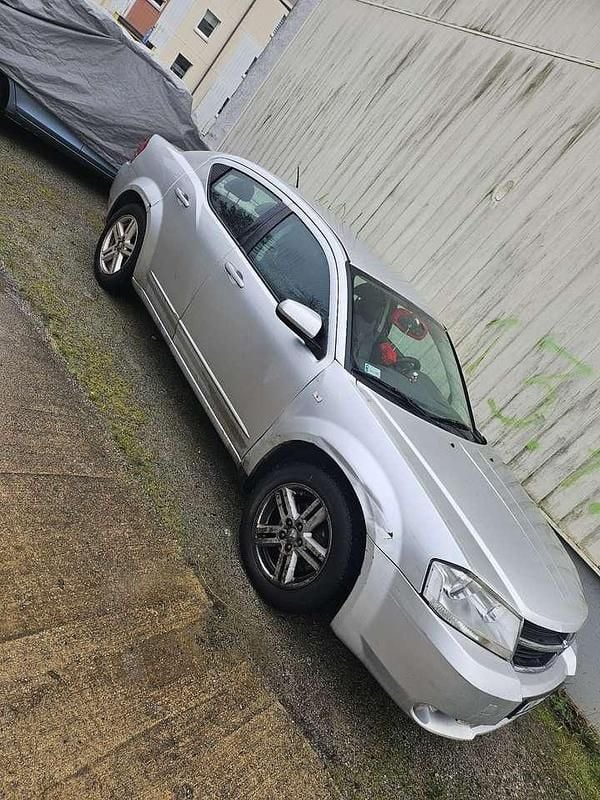 Gebraucht Dodge Avenger SE 140 PS (102 kW) 2008 Limousine