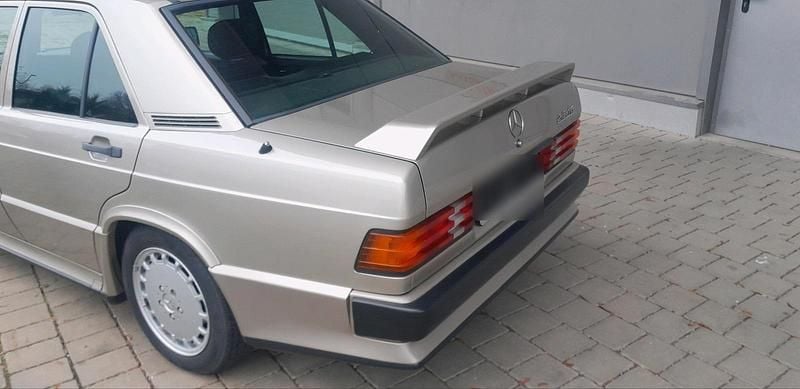 Usata Mercedes 190 1987 Argento Berlina