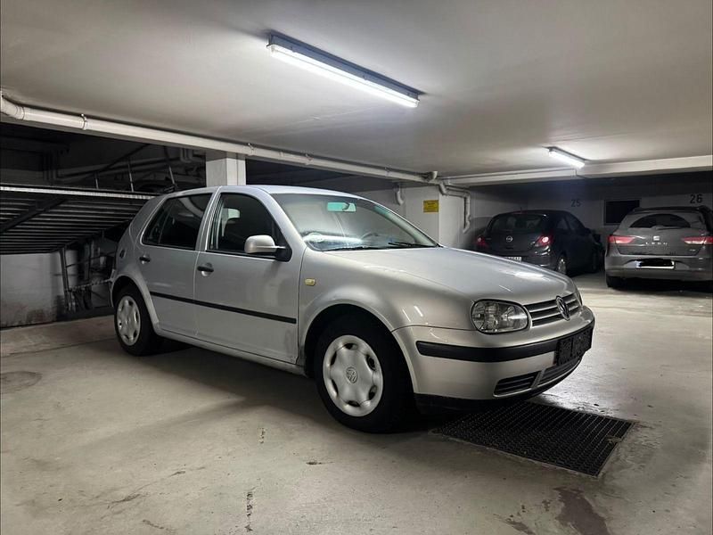 Gebraucht VW Golf III Basis 101 PS (74 kW) 1999 Silber Kleinwagen