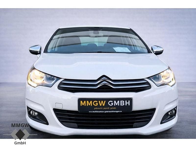 Gebraucht Citroën C4 SELECTION 131 PS (96 kW) 2016 Weiß Limousine