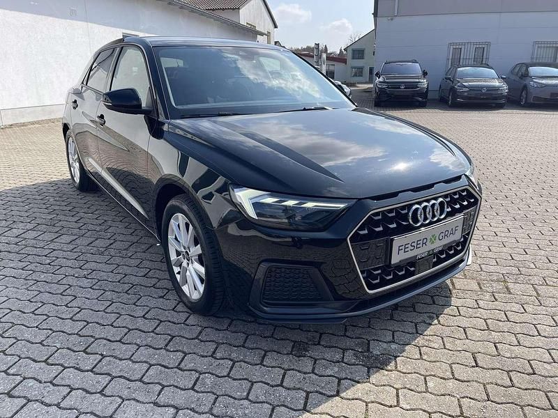 Gebraucht Audi A1 Advanced Plus 110 PS (80 kW) 2023 Mythosschwarz metallic SUV