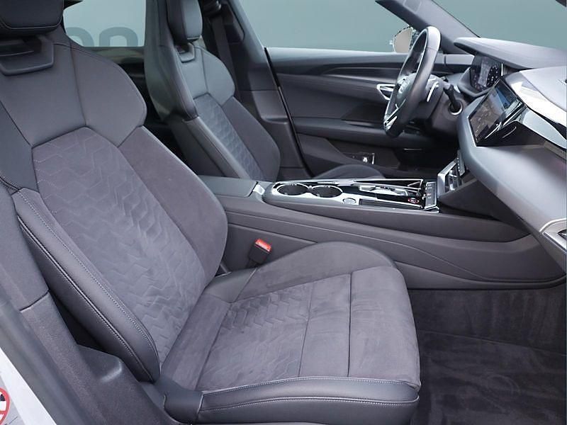 Gebraucht Audi e-tron GT quattro 350 kW (476 PS) 2022 Grau Limousine