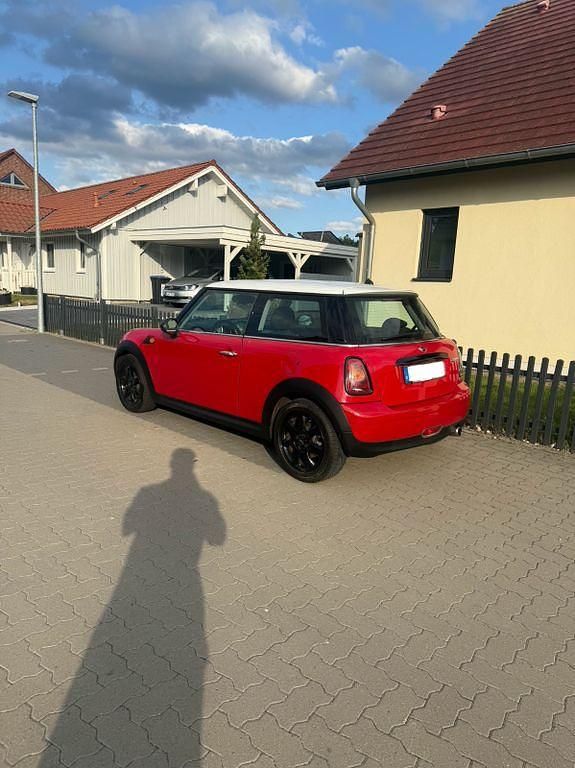 Gebraucht Mini Cooper 120 PS (88 kW) 2007 Rot Kleinwagen