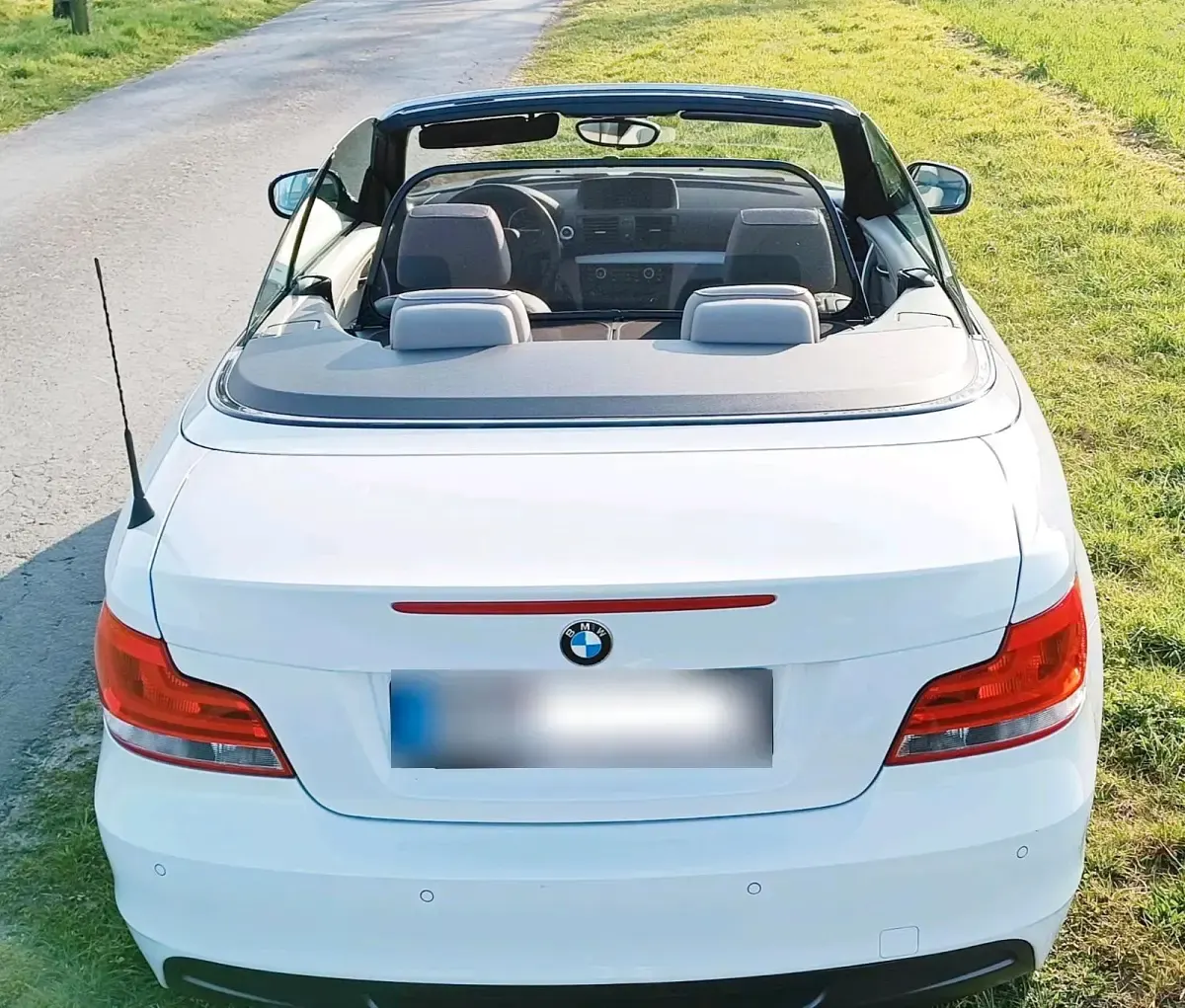 Gebraucht BMW 118 Cabriolet M Sport 143 PS (105 kW) 2012 Weiß Cabrio