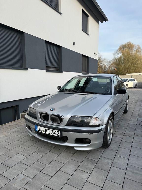 Silber Gebraucht 1998 BMW 323 M Sport Limousine | 5.500 € (Fairer Preis) - Bild 1/4