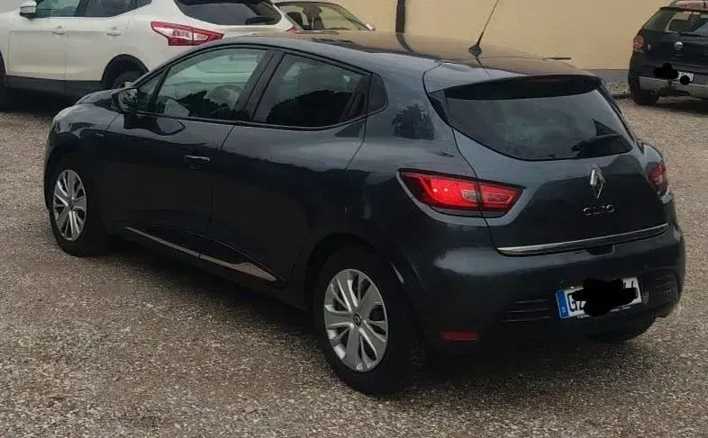 Gebraucht Renault Clio LIMITED 90 PS (66 kW) 2018 Schwarz Limousine
