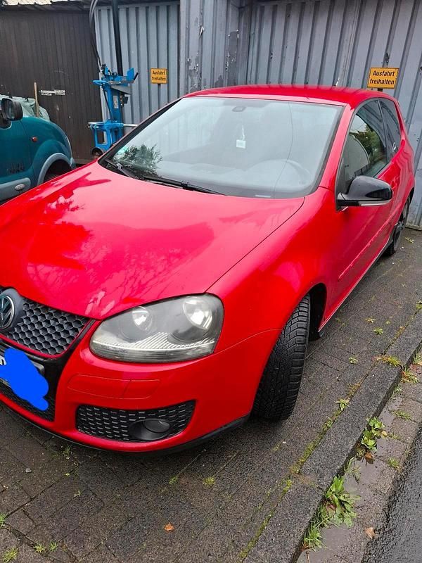 Rot Gebraucht 2007 VW Golf V GTI Kleinwagen | 3.700 € (Fairer Preis) - Bild 1/4