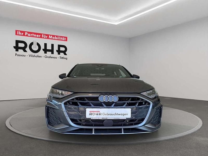 Gebraucht Audi A3 S-Line 204 PS (150 kW) 2025 Grau Limousine