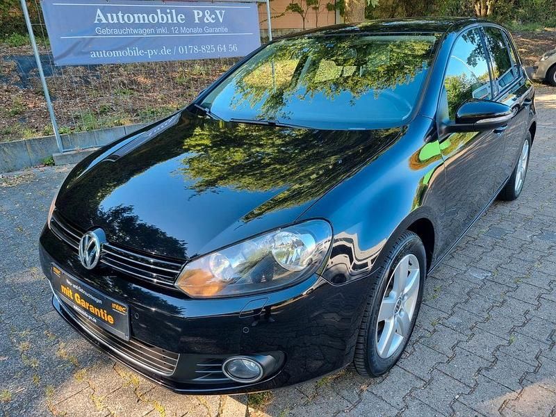 Schwarz Gebraucht 2011 VW Golf VI Style Limousine | 7.890 € (Fairer Preis) - Bild 1/4