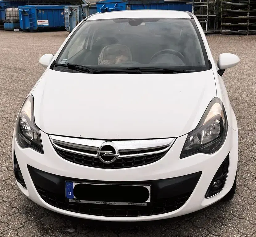 Gebraucht Opel Corsa Edition 101 PS (74 kW) 2014 Weiß Kleinwagen