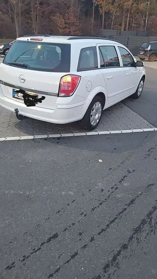 Gebraucht Opel Astra Elegance 101 PS (74 kW) 2005 Kombi