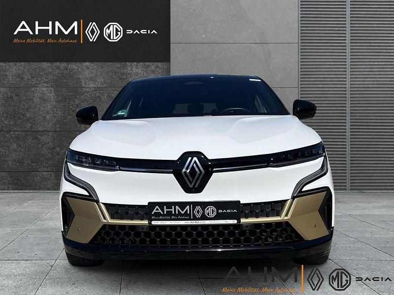 Gebraucht Renault Megane E-Tech Iconic 160 kW (218 PS) 2022 Weiss Limousine