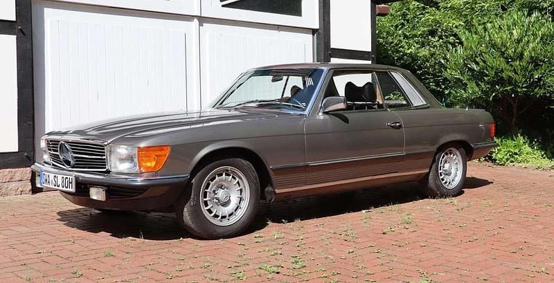 Grau Gebraucht 1980 Mercedes 500 Coupé | 57.500 € - Bild 1/4