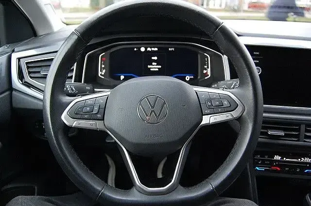 Gebraucht VW Taigo Style 110 PS (80 kW) 2022 Deep black SUV