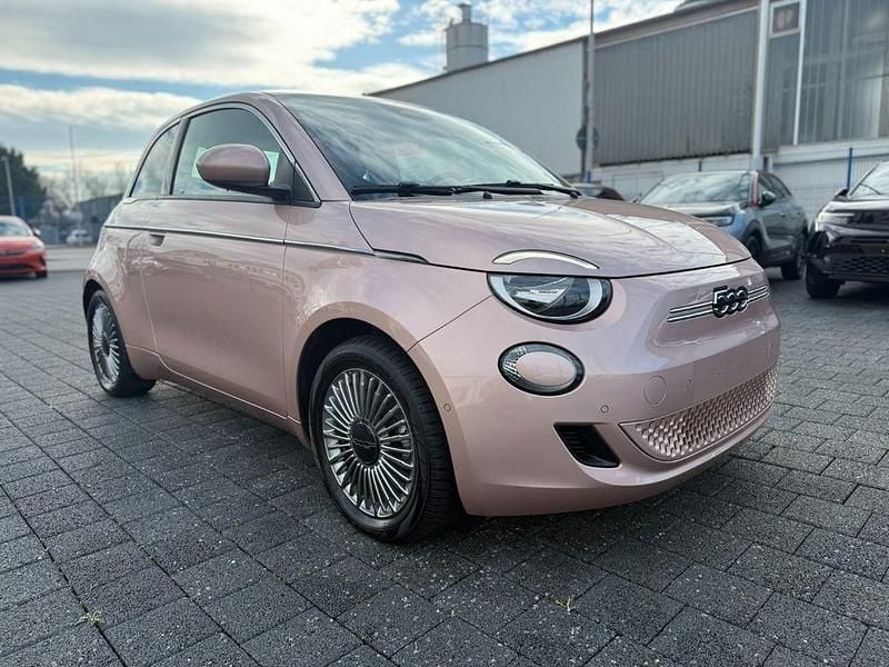 Gold Gebraucht 2023 Fiat 500e Style Kleinwagen | 17.780 € (Superpreis) - Bild 1/4