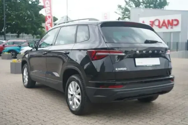 Gebraucht Skoda Karoq 150 PS (110 kW) 2024 Blackmagicmet. SUV