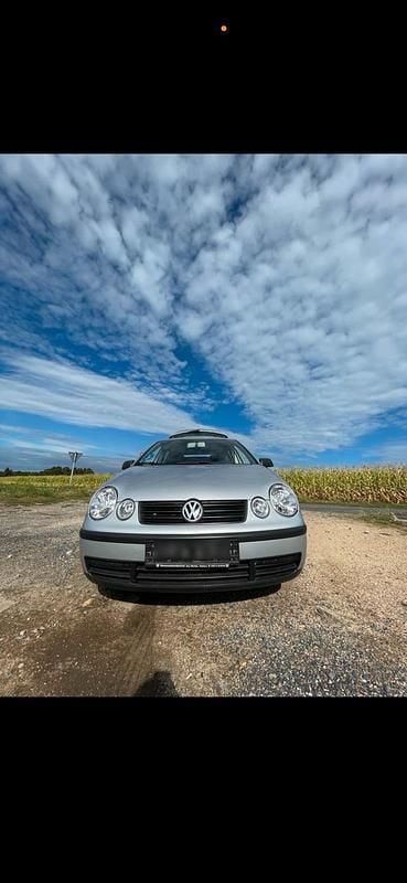 Gebraucht VW Polo 64 PS (47 kW) 2002 Grau Kleinwagen